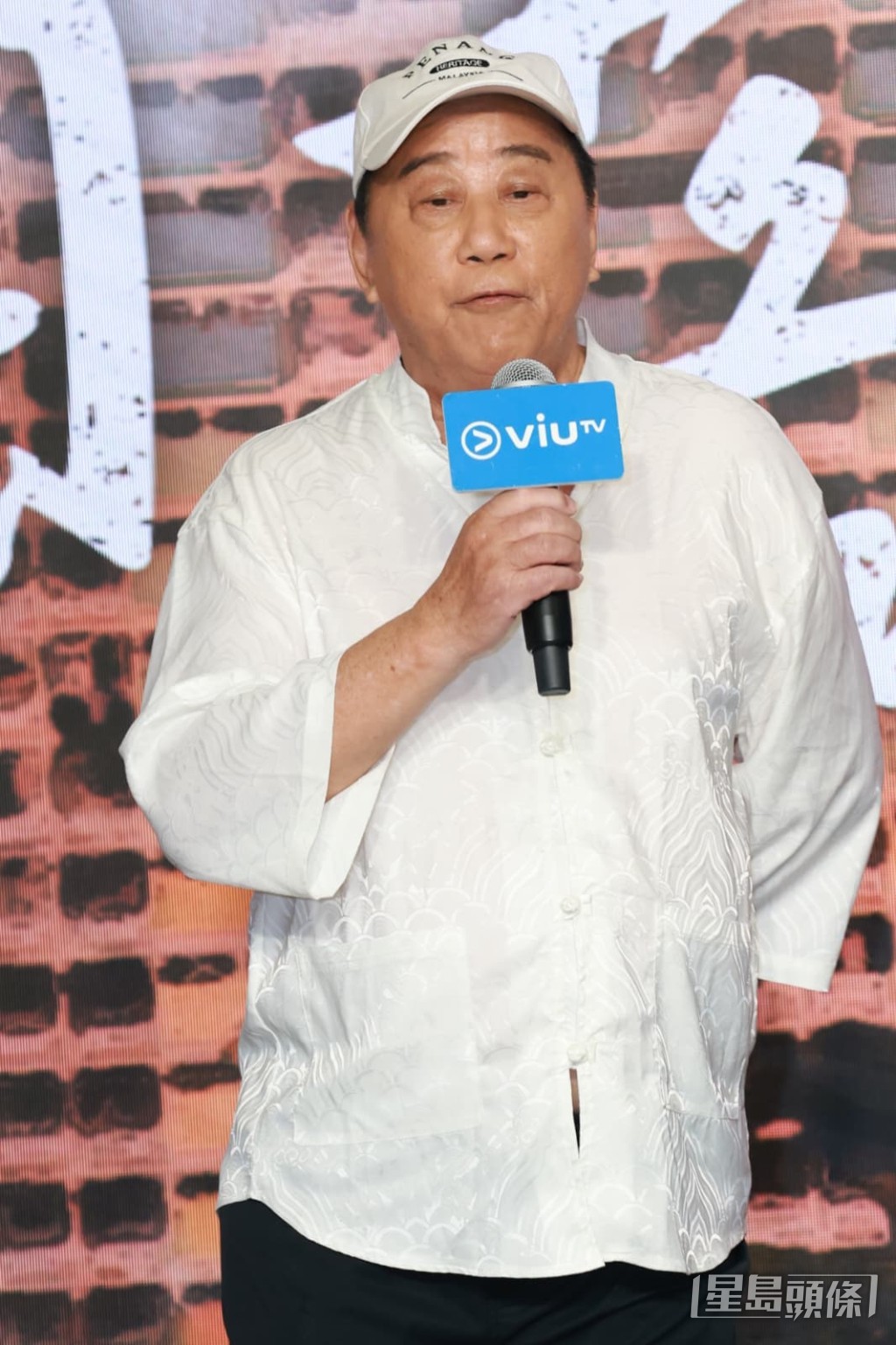 夏雨回憶,一年前在醫院遇見謝賢時,對方仍有反應認得人。