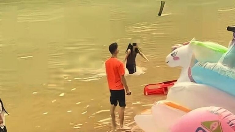 潮州網紅溪流充氣船翻側 19個月大男嬰不幸溺斃