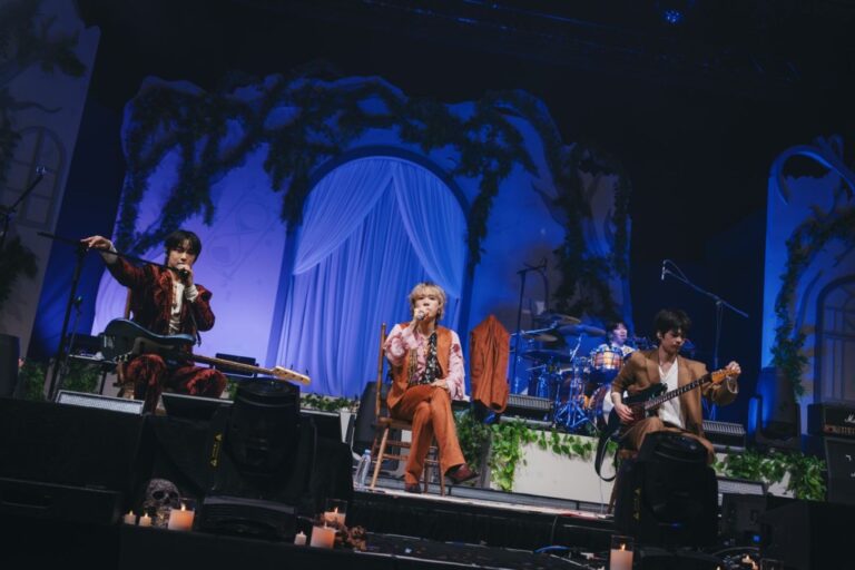 FTISLAND香港騷滿場飛慶20周年 李洪基跑落台互動氣喘問「我做錯咩？」