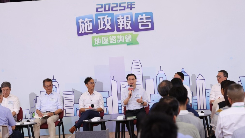 特首周日率司局長落區 直接聽取市民對《施政報告》意見