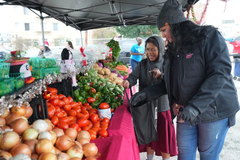 生菜寄生蟲疫情促使加州部分消費者轉向農夫市集｜細說燊語