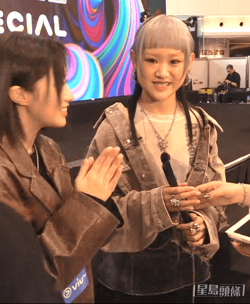 WinWin於2024年出席《CHILL CLUB Thai Pop Festival Event》記者會後接受訪問。