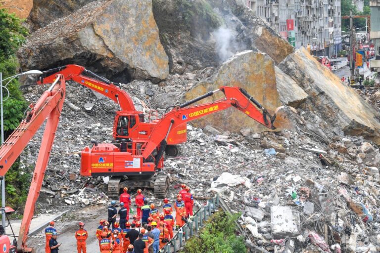 重慶彭水山體崩塌災害 官方公布11死50失聯
