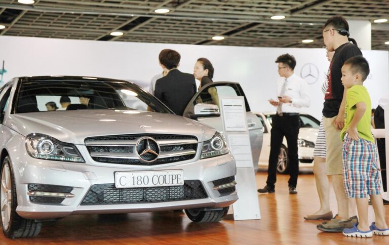 美參院委員會通過法案收緊中國汽車限制 平治或因中資持股受影響