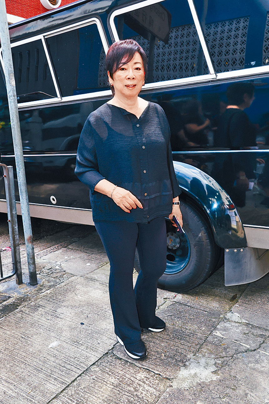 周梁淑怡