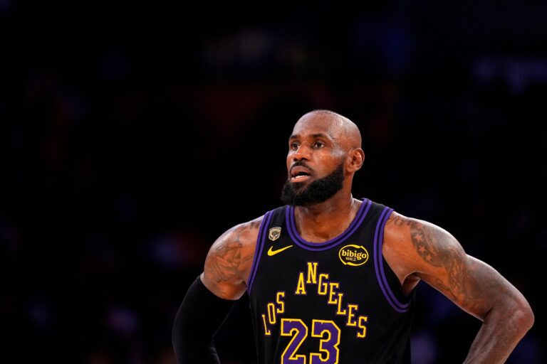 NBA/詹姆斯加盟76人 宣布將迎來生涯最後一站
