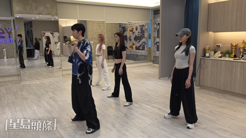 面對星級導師的高標準要求,「魔音女團」成員展現出高度的敬業精神與決心。