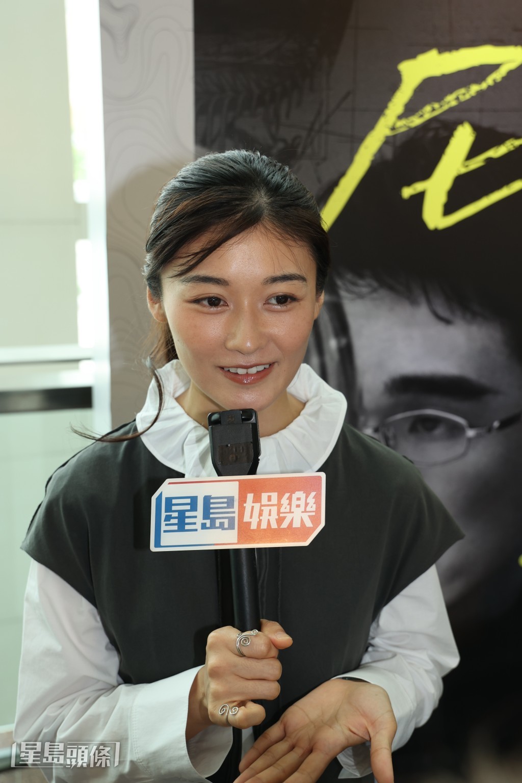 鄧濤表示，慶幸拍攝時有劉青雲在旁指導，令她感到安心。