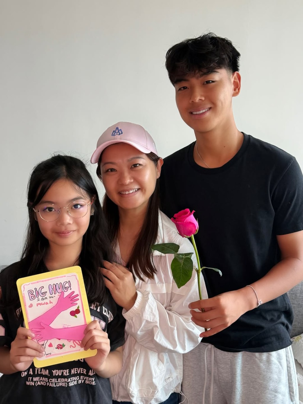 徐榮與太太Kathy（陳念慈）結婚20年，育有兒子徐朗（Karson）和女兒徐心怡（包包）。
