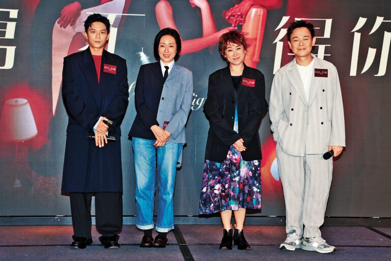 四人齊出席10月舞台劇的宣傳活動。