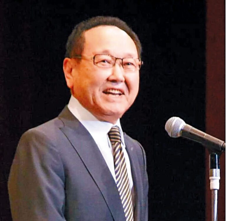 板東英二從棒球員退役後，轉戰演藝圈，更曾摘下電影男配角。