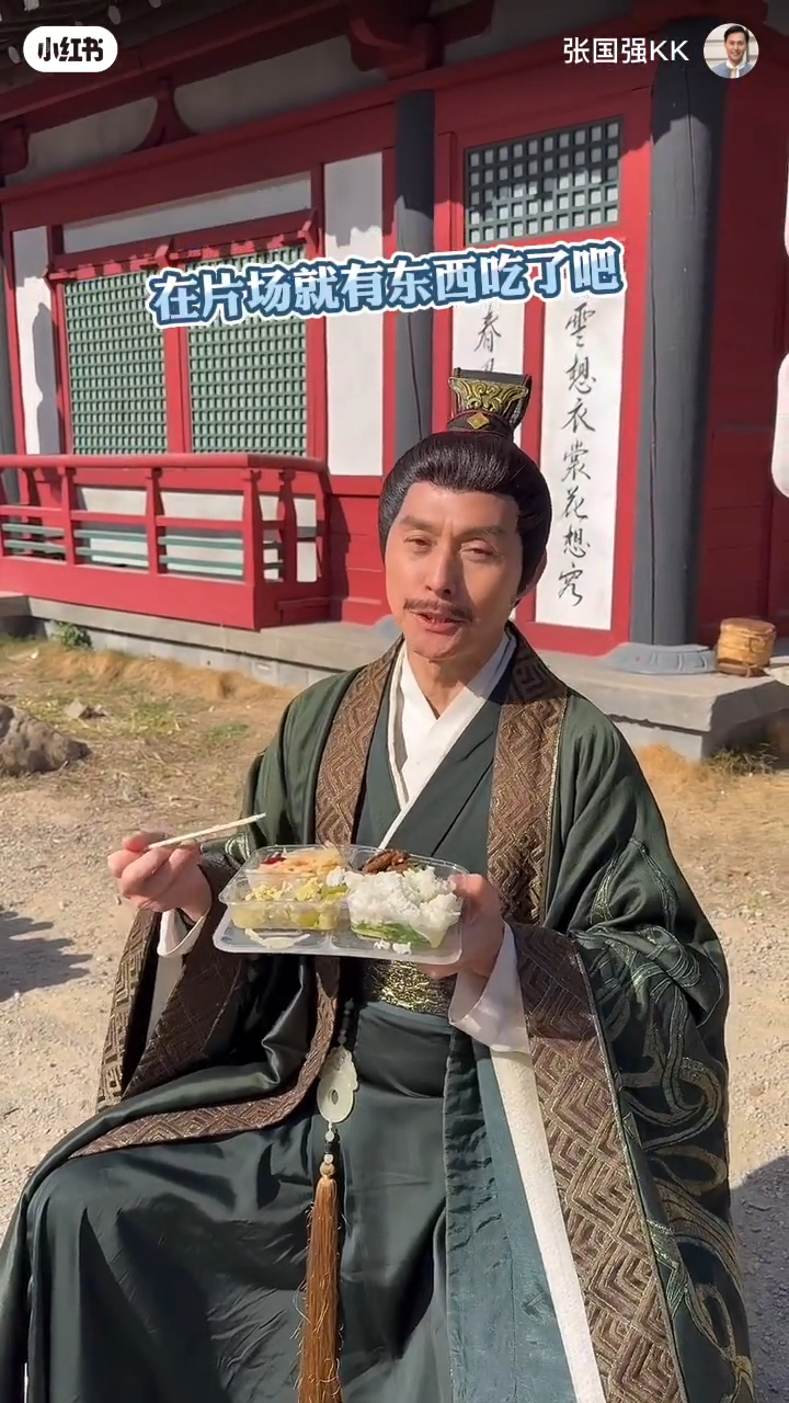 張國強表示在片場就有食物提供,不用四出覓食。