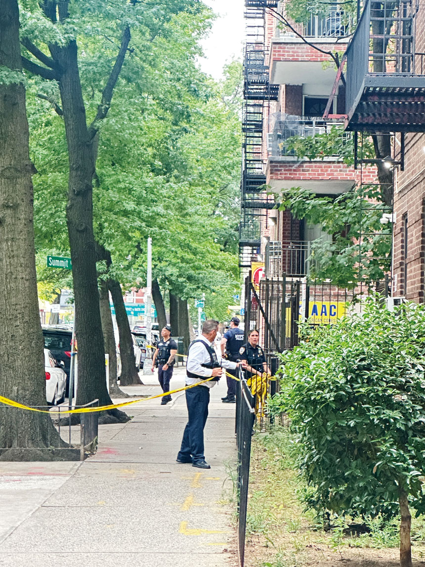 案發之後警方對路段進行封鎖。