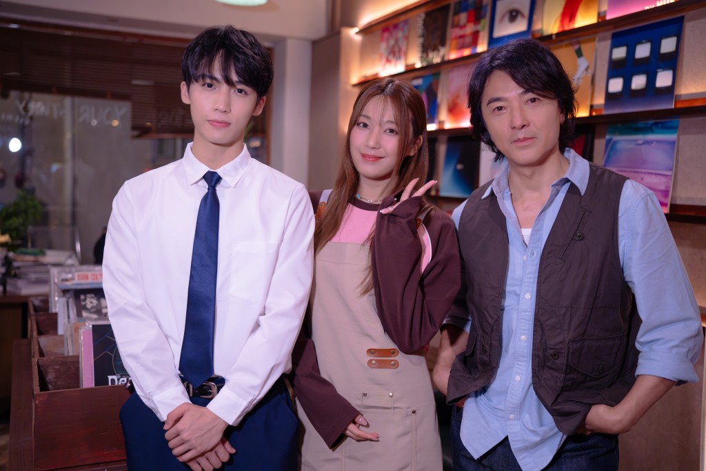 Feanna的新歌MV陣容被形容為「高顏值」。