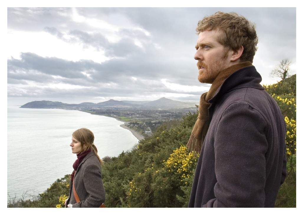 Glen Hansard 於7月29日凌晨在都柏林郊區遭遇嚴重電單車車禍，搶救後不治，終年56歲。