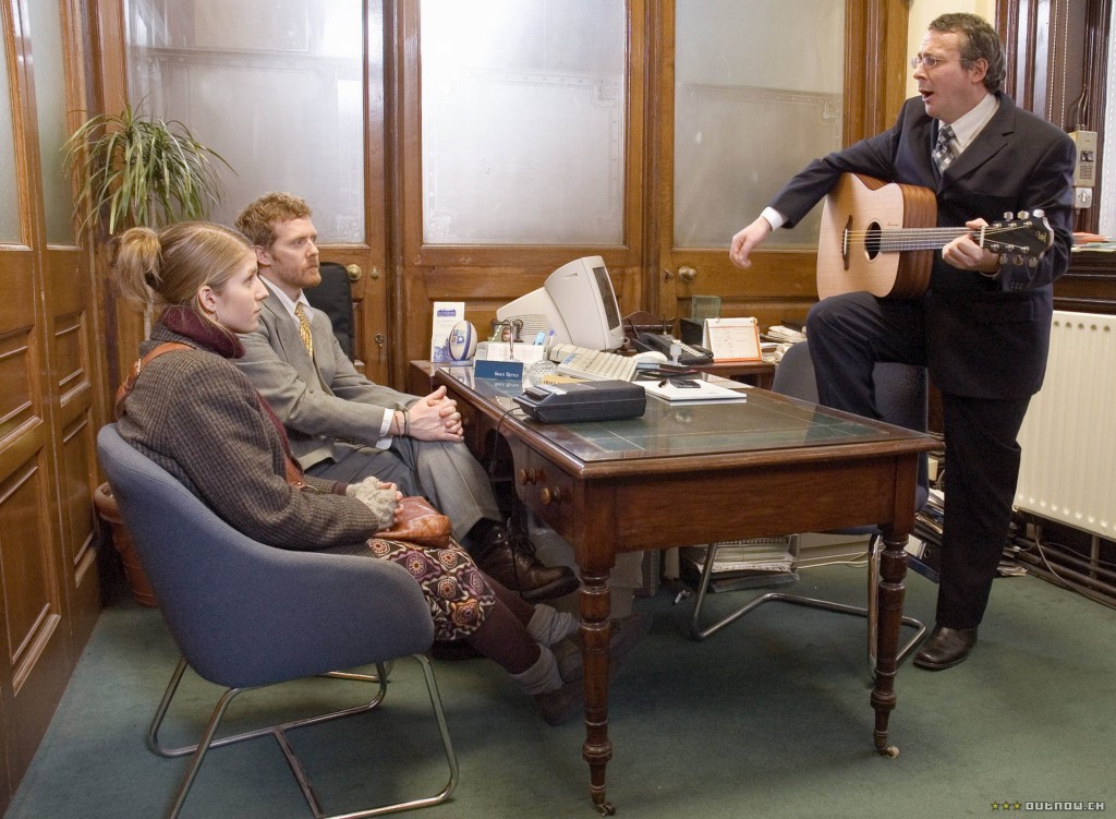 Glen Hansard 將自身的街頭表演經歷融入《一奏傾情》的角色中。