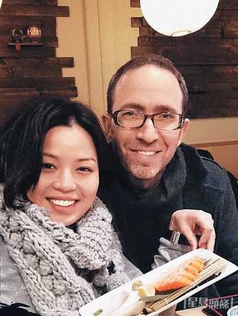 陳秀茹在2007年與外籍建築師Andrew Bromberg結婚。