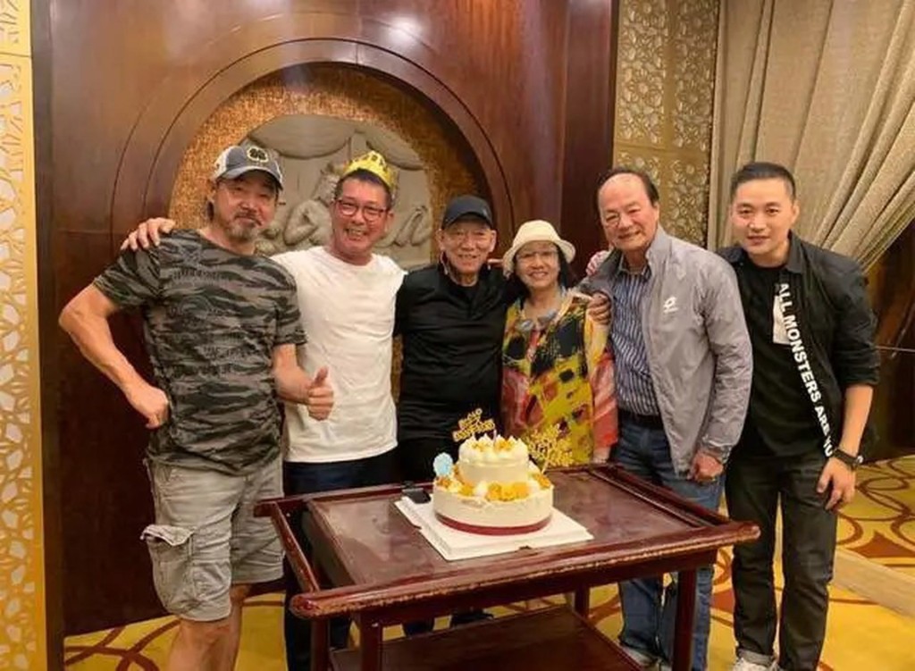 元華與「七小福」成員聚會。