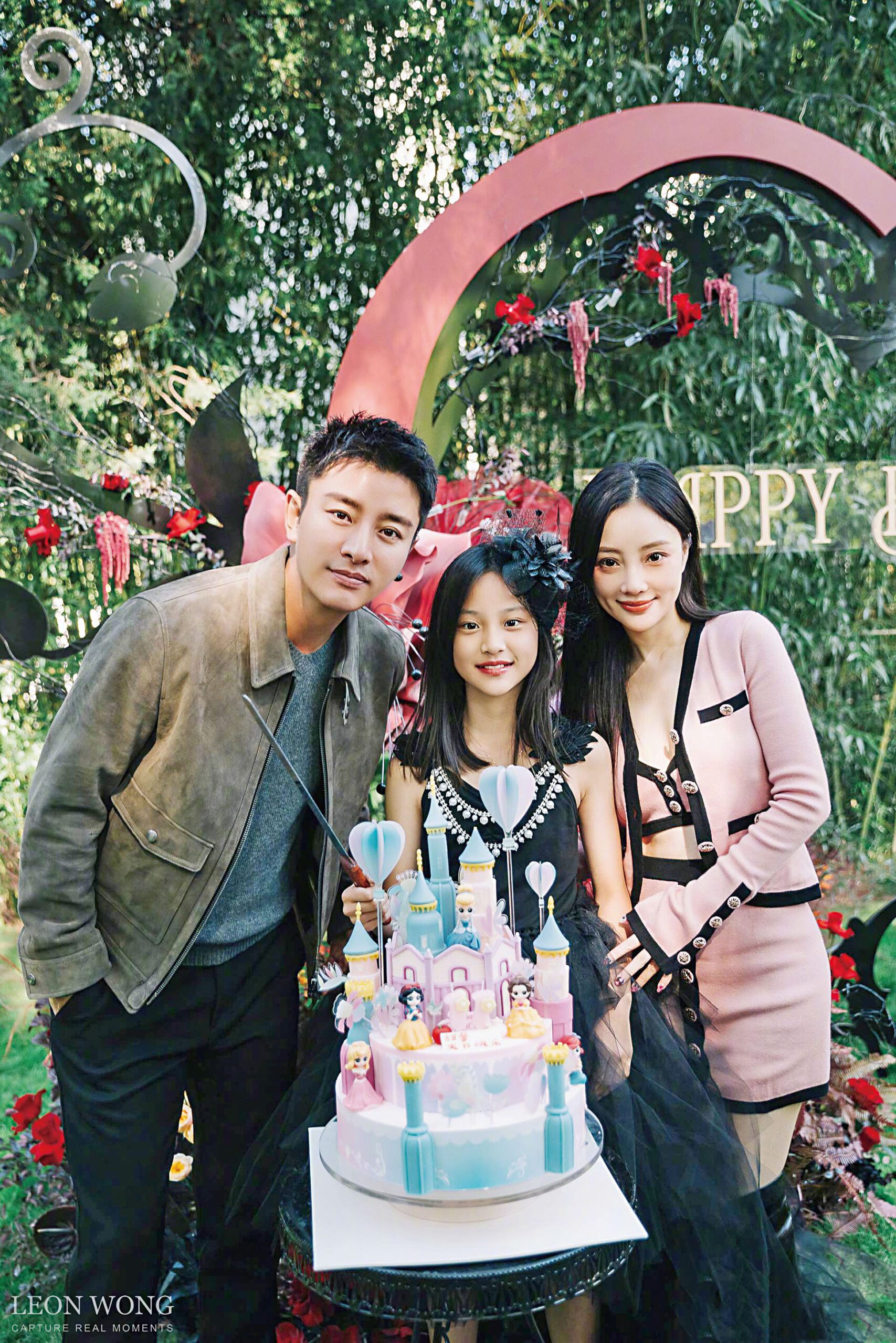 李小璐和賈乃亮早前合體為女兒慶生。網上圖片
