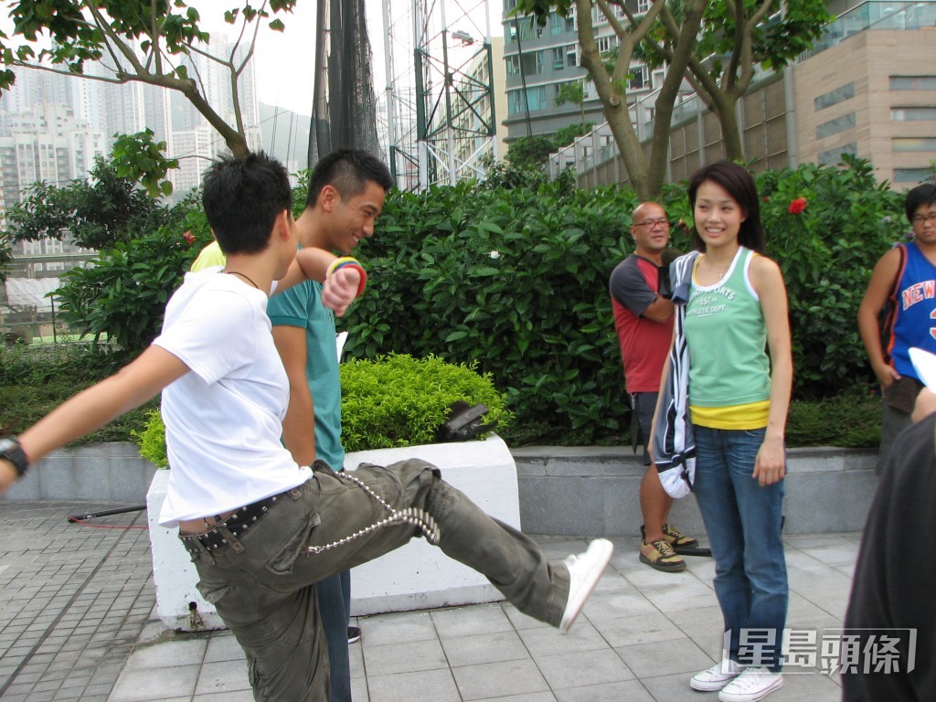 吳卓羲與徐子珊曾合作拍攝劇集《學警出更》。