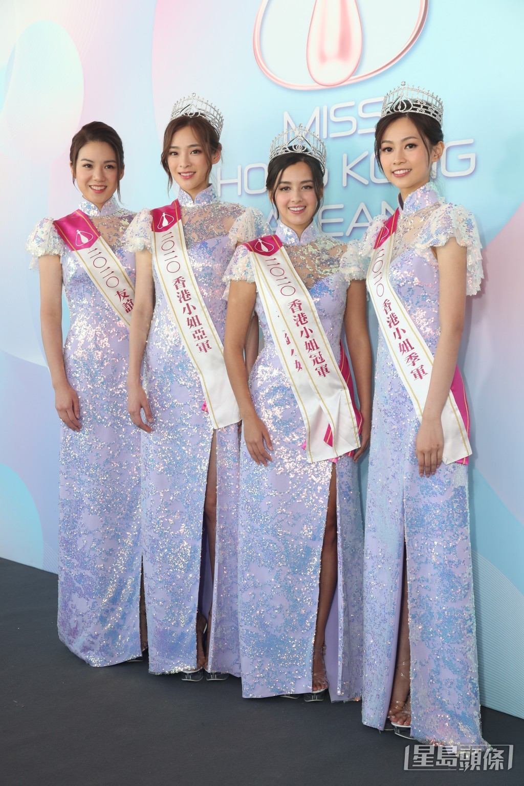 鄺美璇（左一）與同屆三甲謝嘉怡、陳楨怡和郭柏妍感情要好。