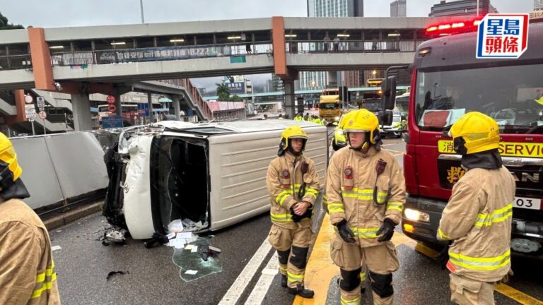 紅隧九龍出口客貨車撞欄翻側 男司機輕傷送院