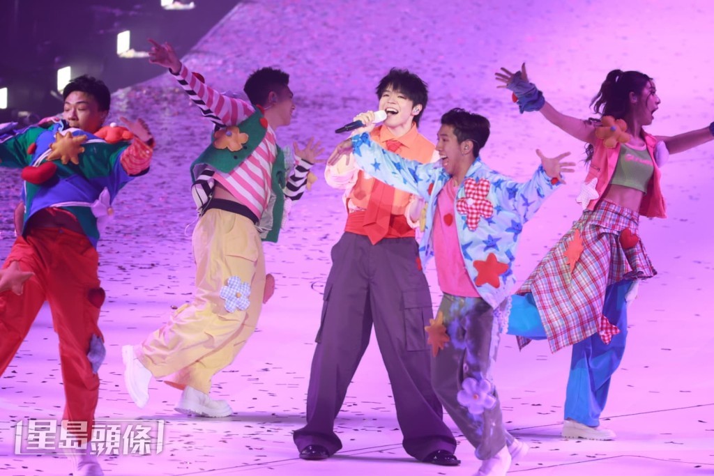 他重提2024年完成《TEARS》演唱會後，立志要辦全創作演唱會，如今目標已達成。