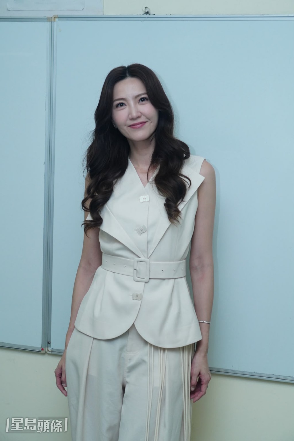 吳若希透露細仔升讀K3,需準備考小學事宜。