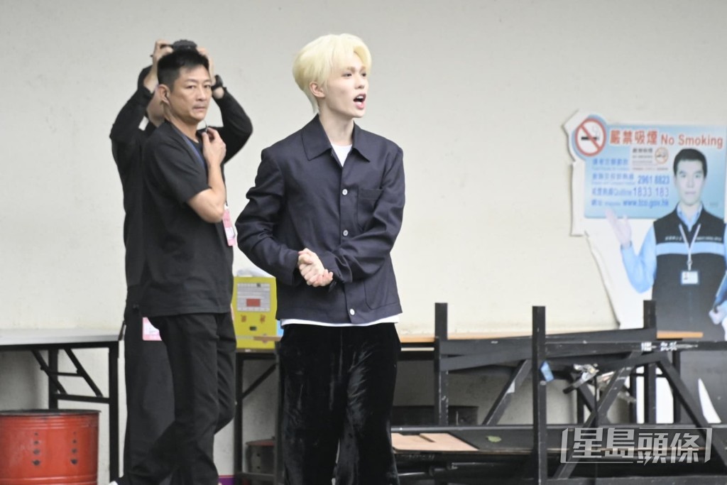 李昊紅館演唱會期間,其貼身保安正是演員楊證樺(左)。