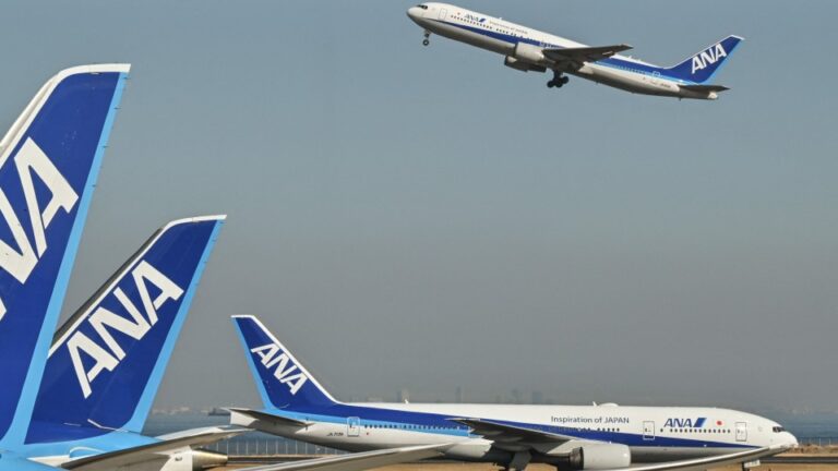 日本羽田機場九宵驚魂  ANA客機與政府檢查機差20米相撞
