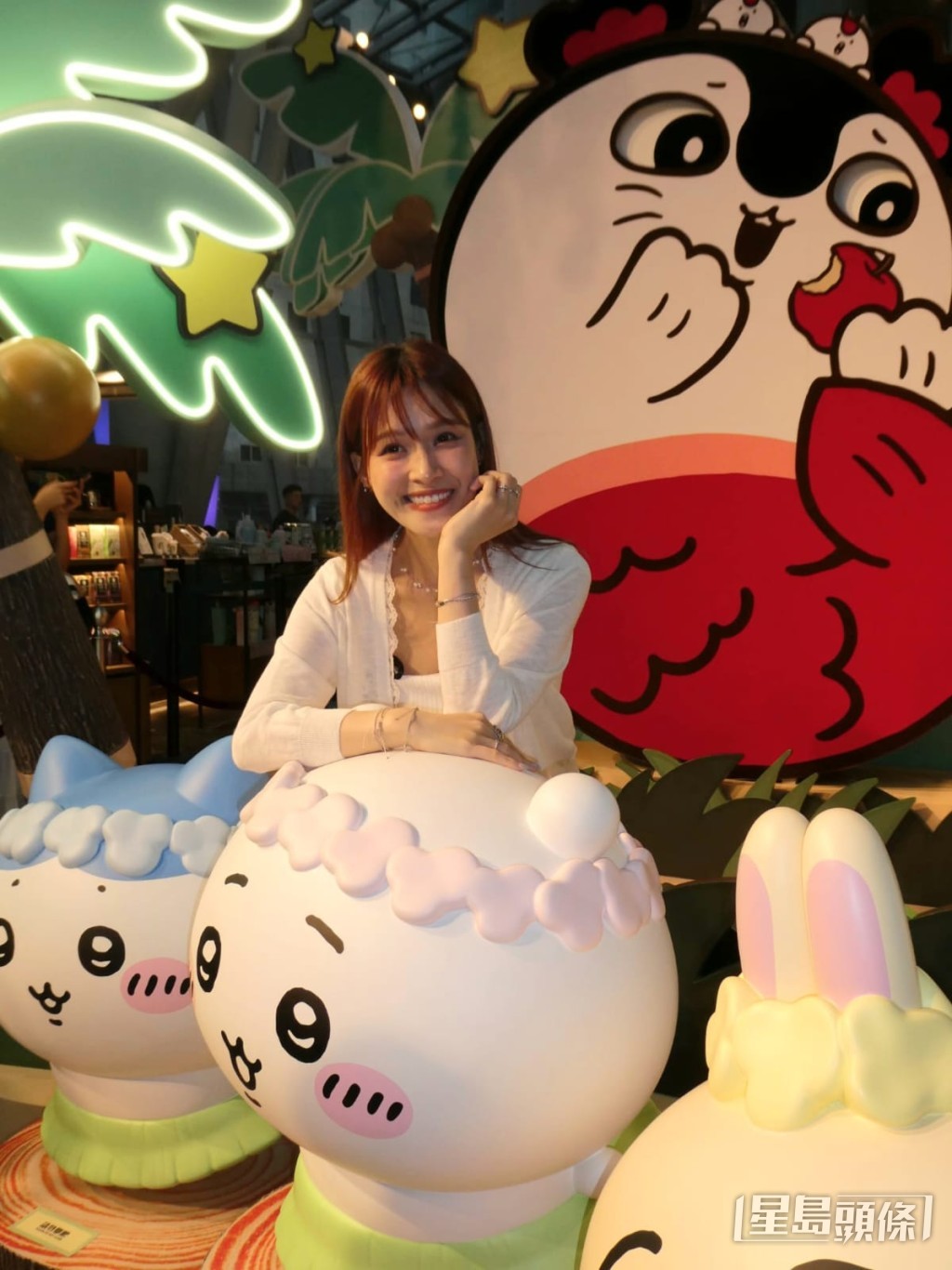 李蔓瑩展露甜美笑容。