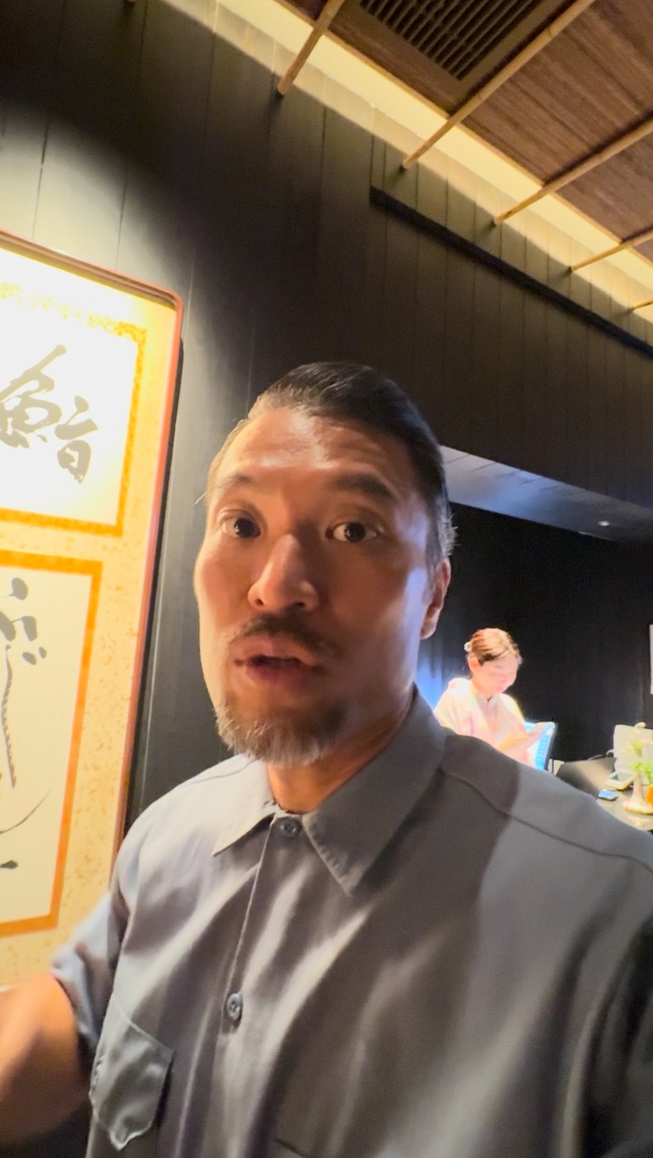 李凱賢精通粵語、普通話、英語、日文及韓文。