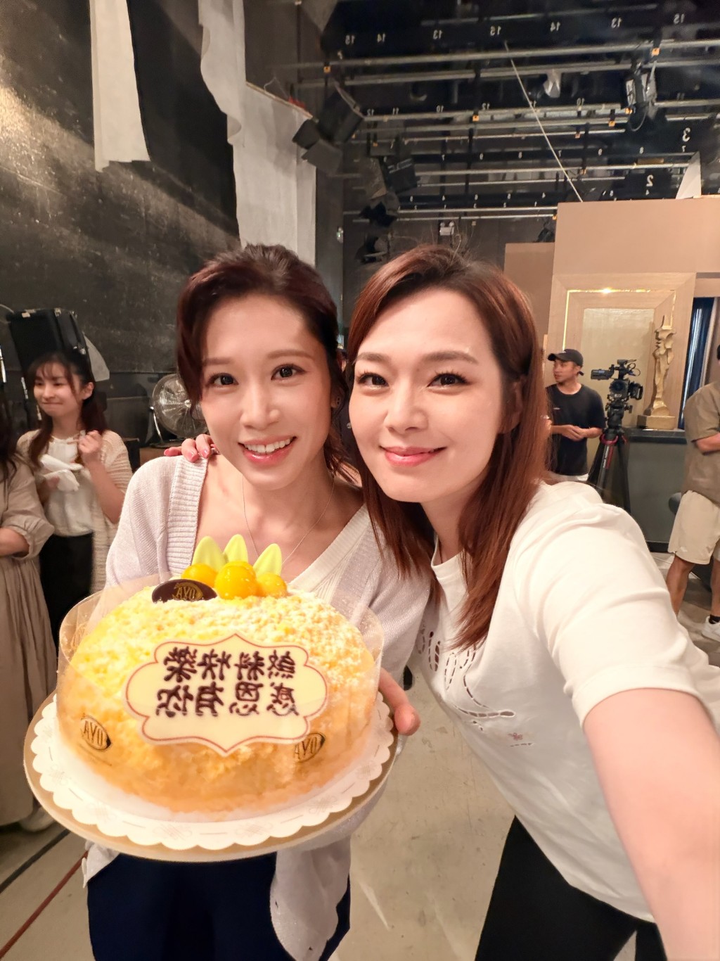 林凱恩生日時獲得不少同事為她慶祝。