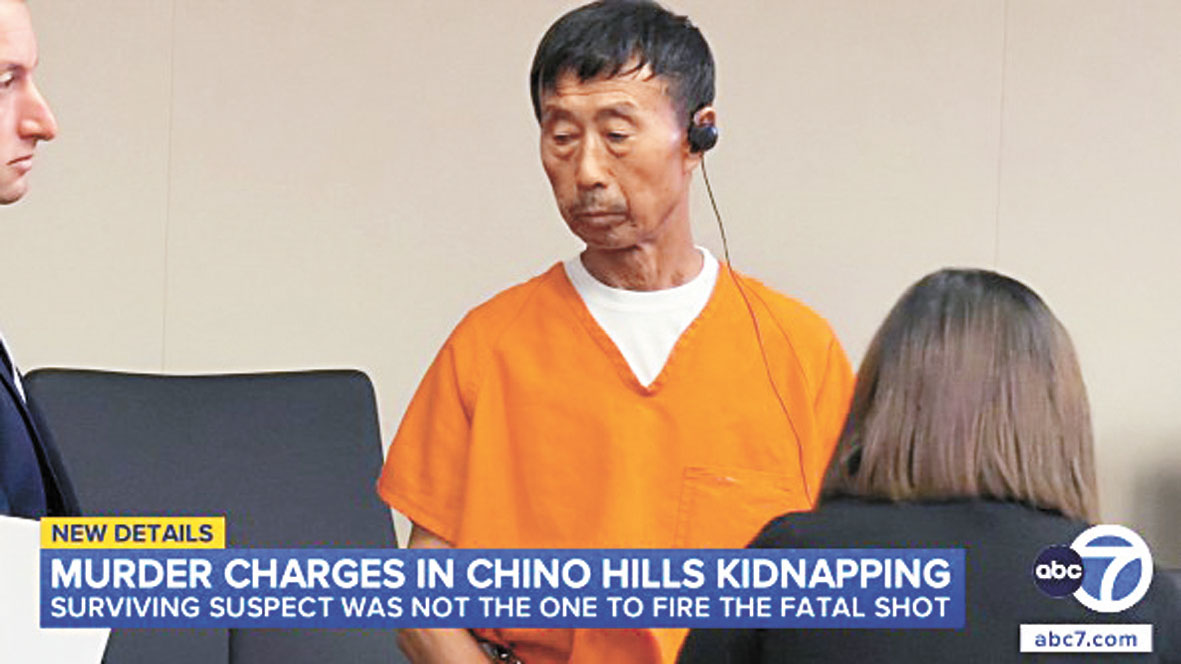 薄建泉於週二上午首次出庭，並對謀殺指控拒不認罪。KABC