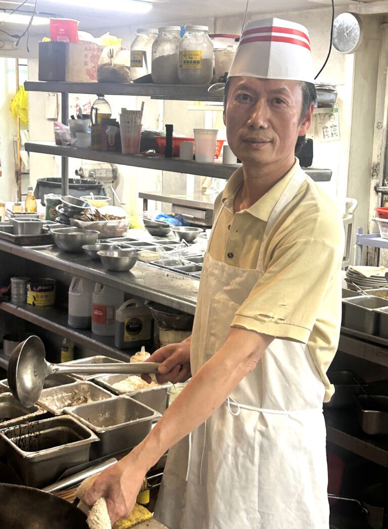 新張文廚｜三十七載廚藝沉澱   一碗黃鱔飯靠的是廚師累積下來的真功夫