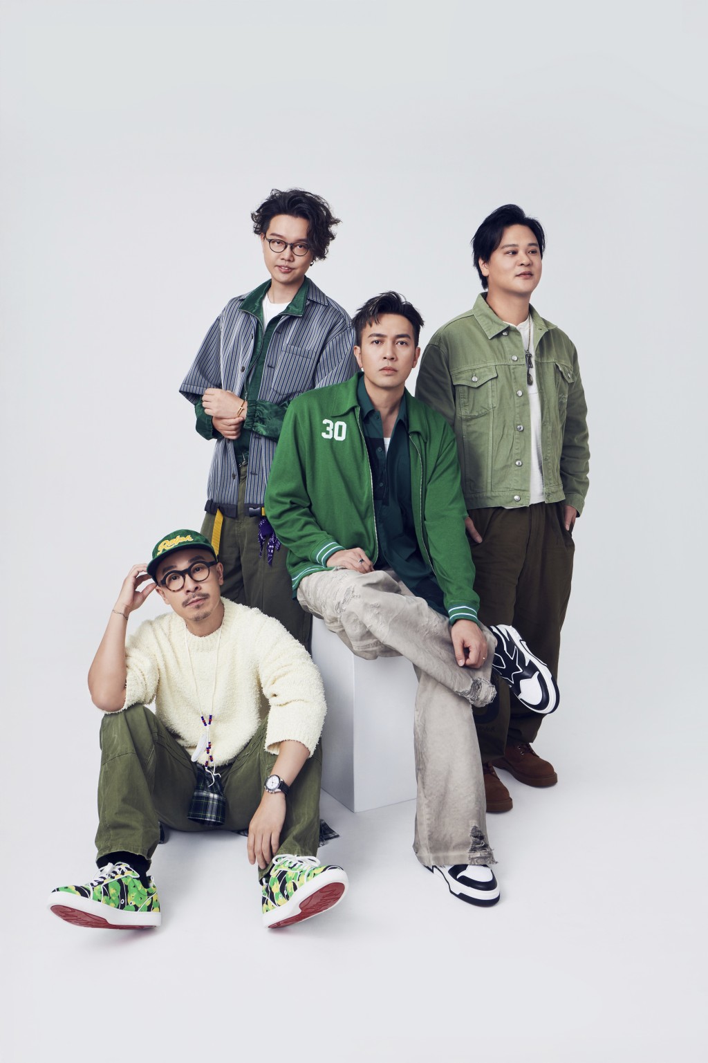 是次演唱會以「追月」作為核心概念。