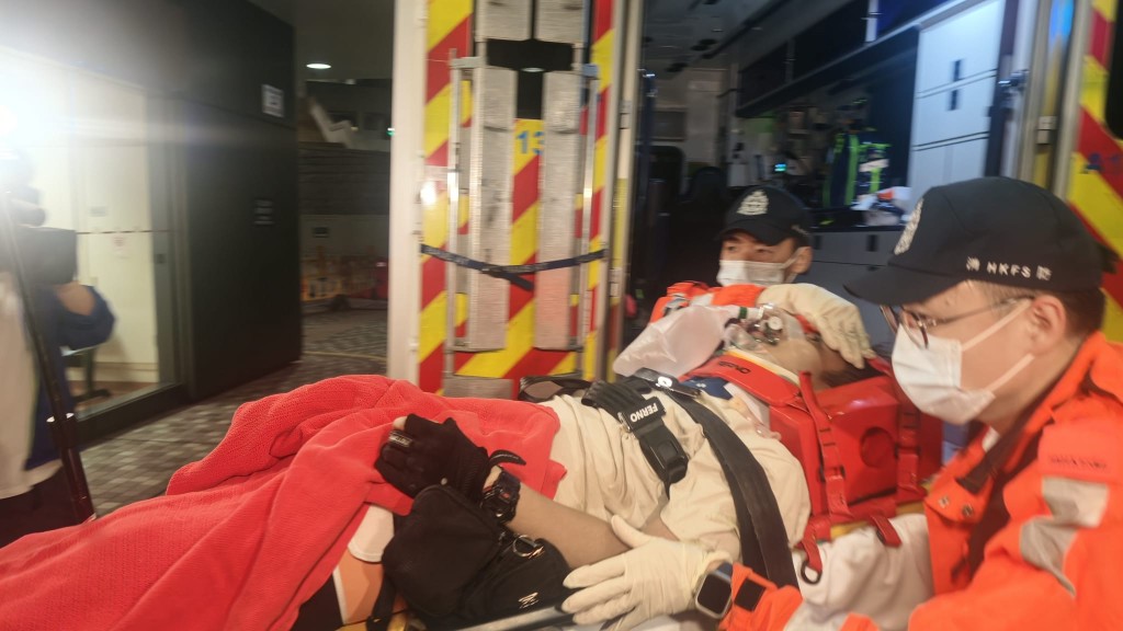 大埔太和路凌晨電單車失事 34歲男司機清醒送院