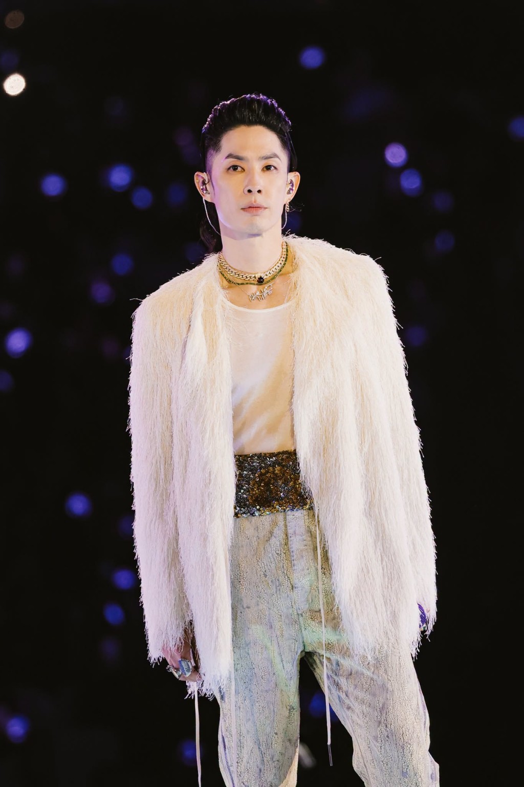 吳建豪日前前往泰國參與演唱會演出。