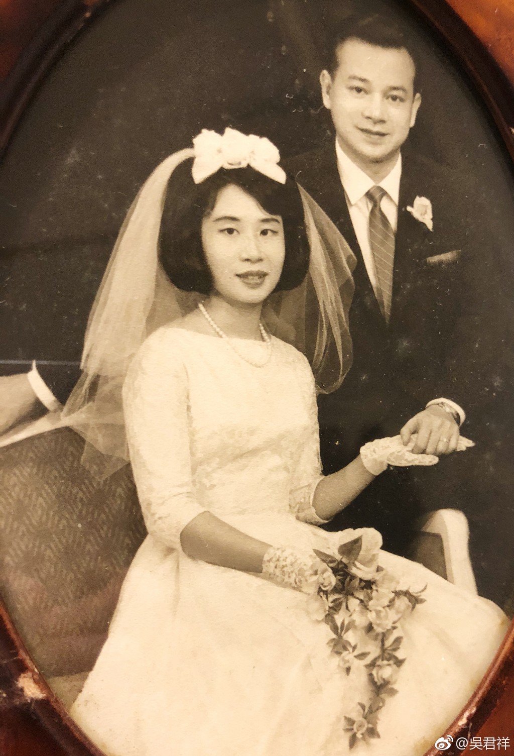 吳君如與媽媽冬嬸長得非常相似。