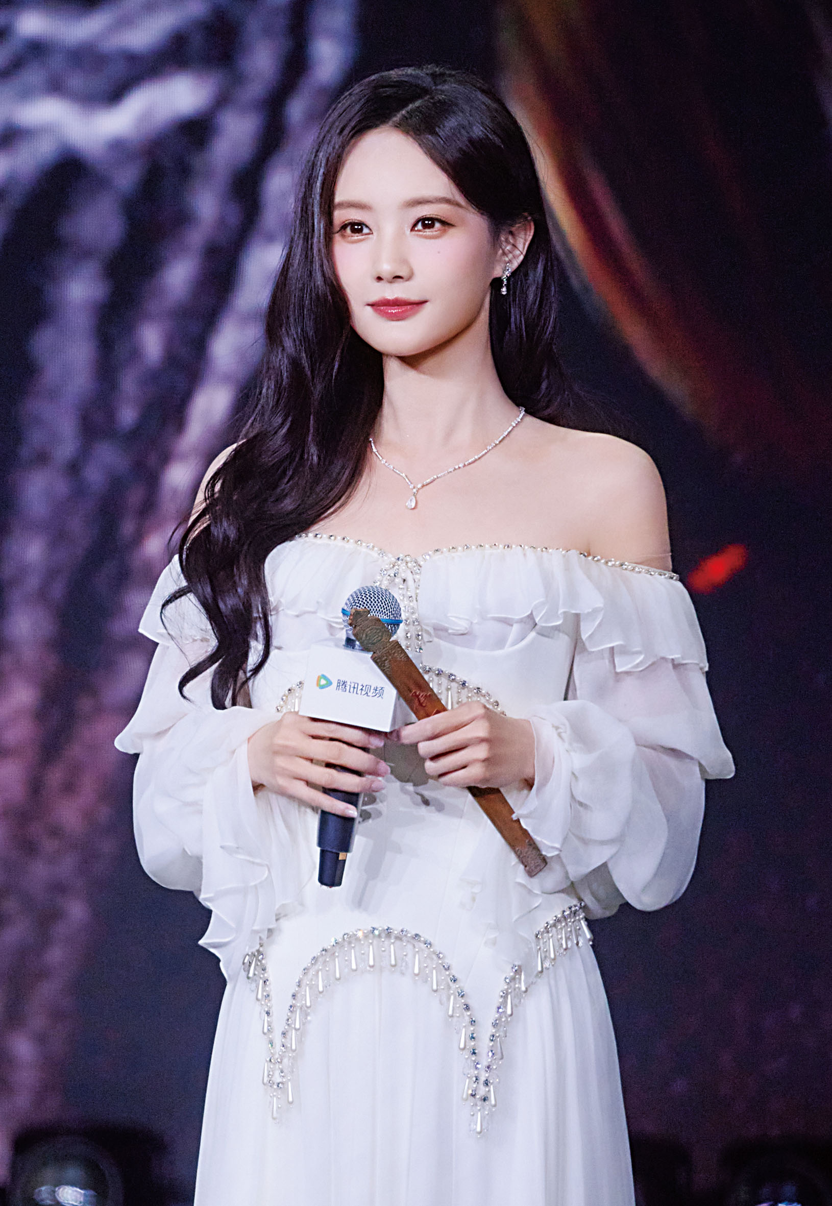 李一桐