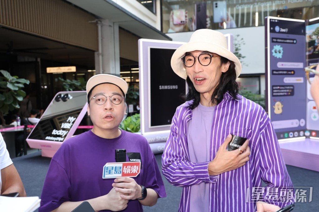 兩人笑言雖然忙碌,但賺錢要緊。