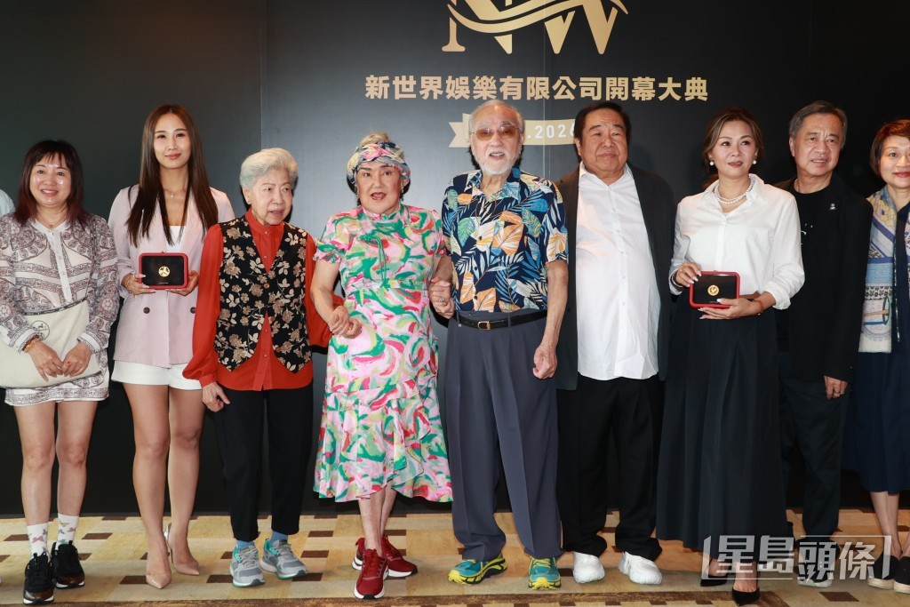 羅蘭於7月6日出席活動時,透露自己身體曾出現狀況,其中左耳一度突然失聰。