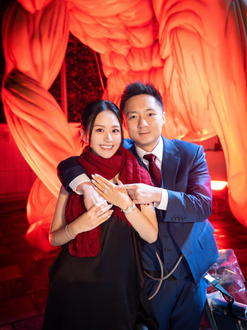 鍾培生於今年三月向「最年輕區議員」莊雅婷求婚成功。
