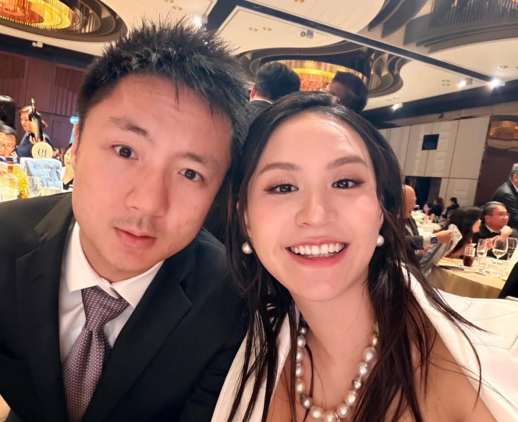 莊雅婷目前正在坐月。