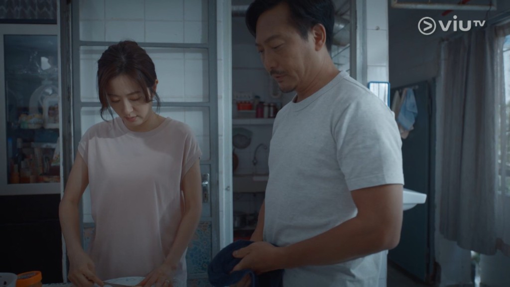 唐詩詠與潘燦良在劇中首度合作扮演夫妻。