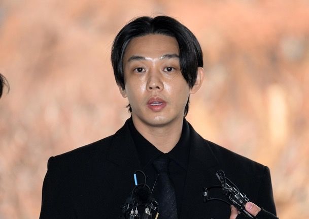 有報導指劉亞仁已落實拍攝新片《吸血鬼》,電影將於10月開鏡。