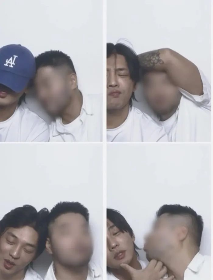 劉亞仁與一名男性友人一同拍攝「人生四格」合照。