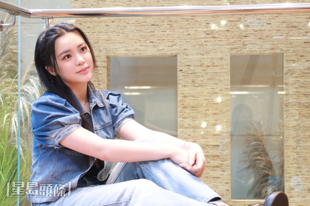Chantel透露，入行前以為藝人工作輕鬆，入行後才發覺並非如此。