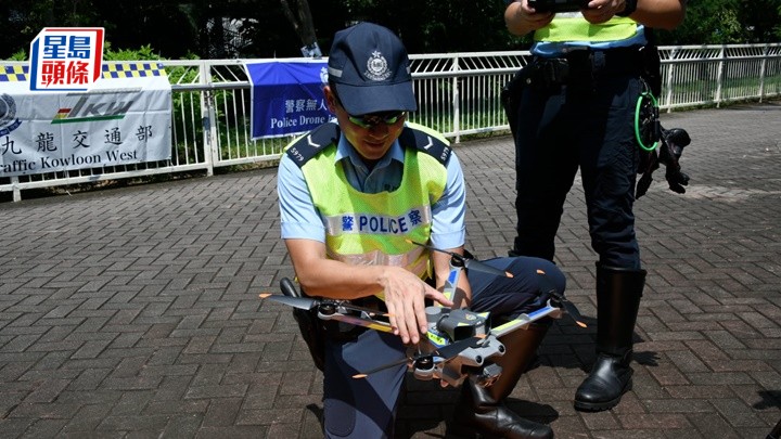 警方首度出動無人機於連翔道及西九龍公路執法 結合空中監察與路面追截