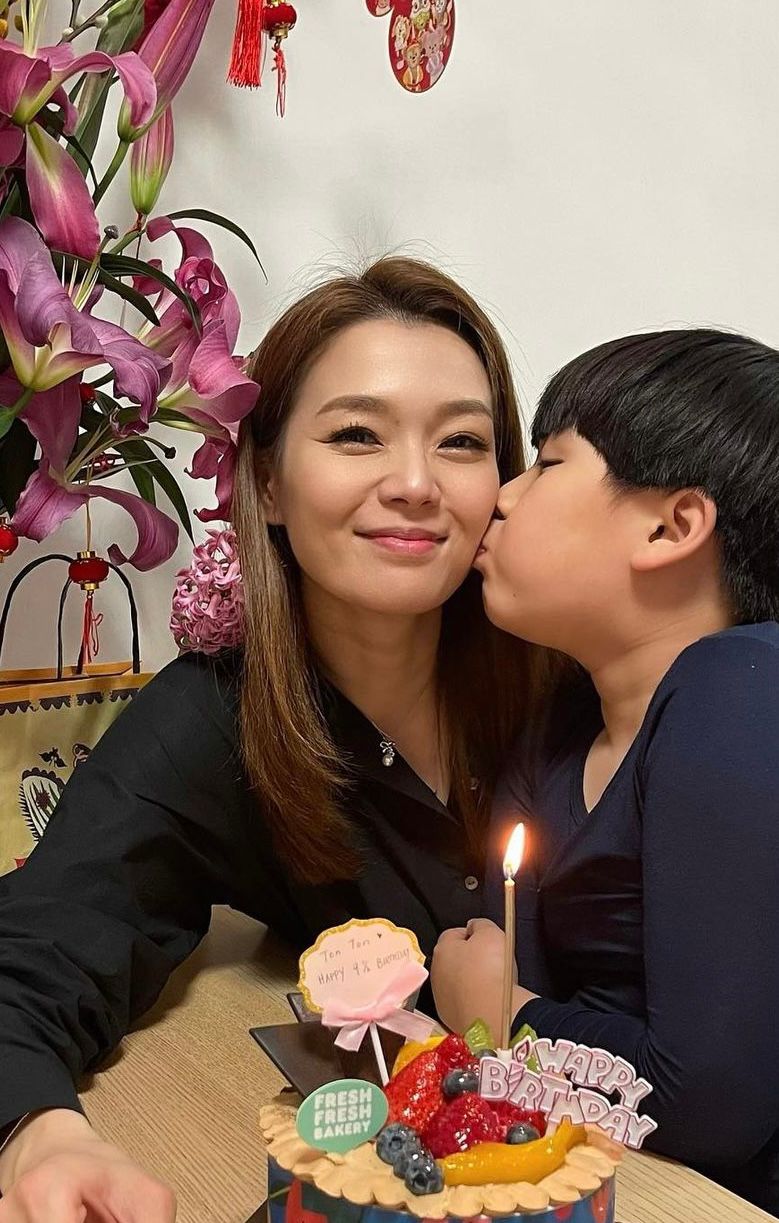 呂慧儀以兒子為樂,母子情深。